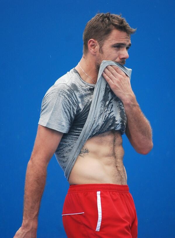 TennisInsideOut's tweet photo. Haha, @lawanda50 & @NoRogerNoParty both tagged me on lovely #StanAbs. <3 MT @zoejrogers: Stan ... (pic by me) http://t.co/DxozO8mTp7