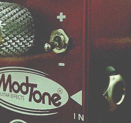 ModToneFX's tweet photo. NEW PEDAL from @ModToneFX  Help spread the word and one could be yours! What do you think it will be named? http://t.co/nyxAyvMdYX