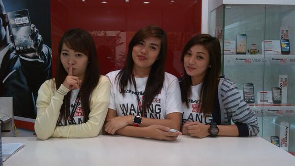 iamsupermish's tweet photo. lenovo gurl'zz, http://t.co/J47UwLDSDI