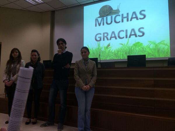 CordobaBedAndBe's tweet photo. En @LoyolaAnd mentores "dando caña" y ls alumnos "defendiendose"muy bien.enhorabuena x ls proyectos #loyolaemprende http://t.co/bpB6QLEW6R