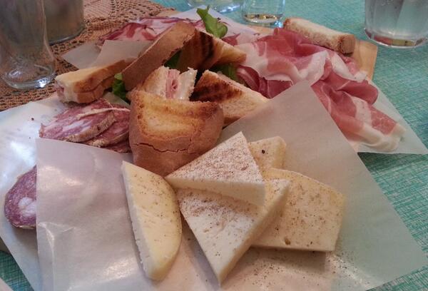 Culatellofood's tweet photo. Guess what we tucked into while in Italy celebrating NY! We now have some fab pecorino which we were introduced to. http://t.co/dbxZQOXCOF
