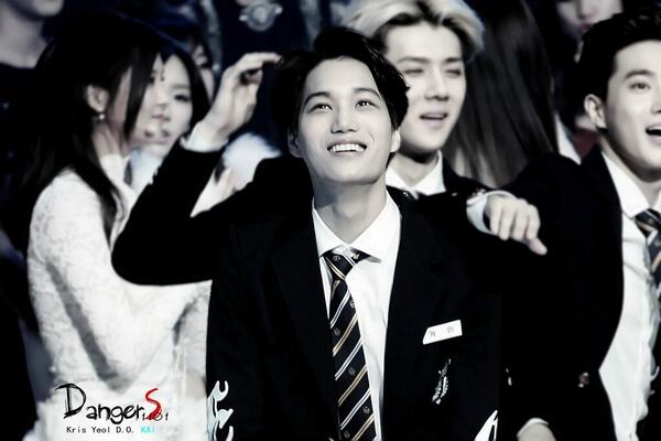 kaiyunSportVip's tweet photo. That precious smile (cr as tagged) http://t.co/6HLpC26YID
