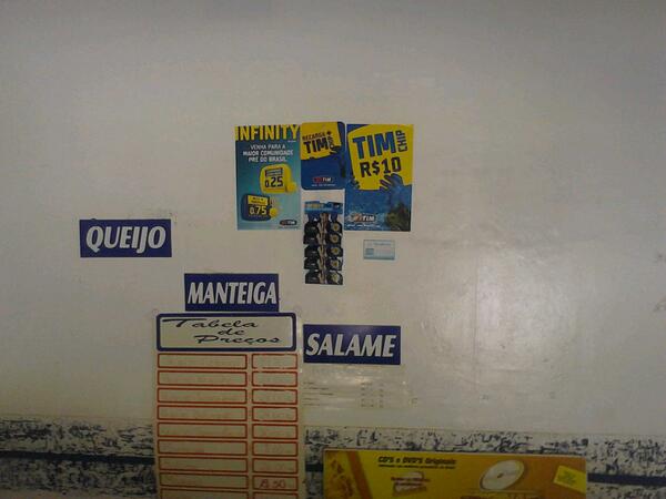 EverTendencia's tweet photo. recarregando a chipeira.... @_cesarsilveira @DaniSalla1102 http://t.co/7AKAEinGP1