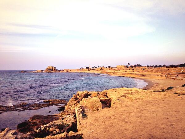 Hanging out next to the sea    #gtitours