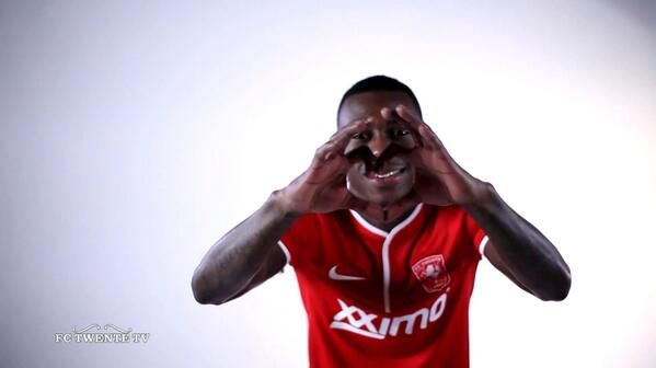 QPromesFans tweet picture