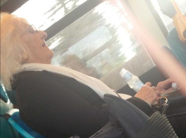 Lois_ridin's tweet image. Is she really drinking from a sauce bottle? Hahahahahaha!!!! #Dyingtolaugh