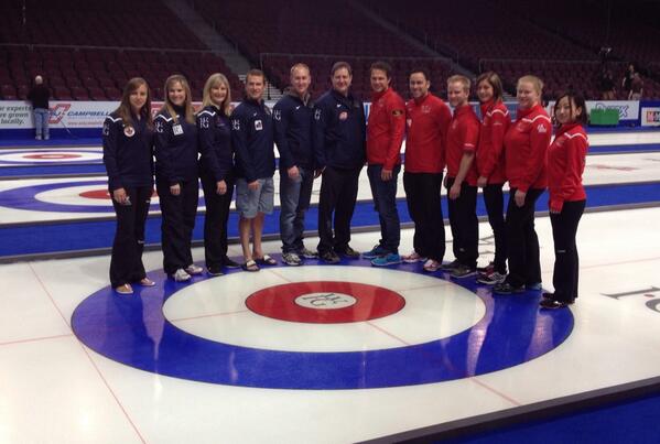 RHoman89's tweet image. "@TSNCurling: The teams have all arrived. Tomorrow on TSN at 11:30 http://t.co/Vvfpl39Ru1" Flipflops on ice #vegas #contcup