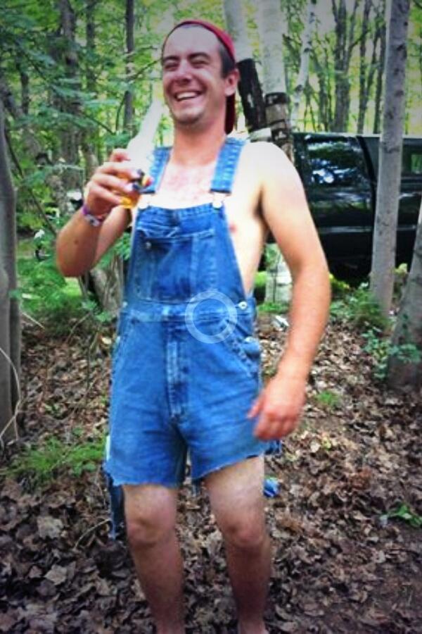 FAFlyersNation's tweet photo. #4 Colin McGuirk is "special" (completely fucking retarded), Flyers last GM #whatwerewethinking #crossdresser http://t.co/Dy6Nsjgy4g