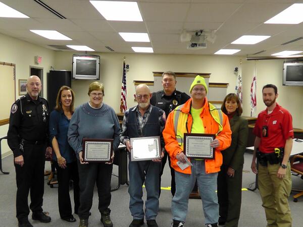 StoughtonPolice's tweet photo. Crossing Guard Appreciation Day! http://t.co/Vp26rDQABr
