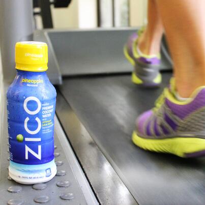 zicococonut's tweet photo. RETWEET & follow us if you've kept up with your New Year #ZICOresolutions and want a case of ZICO + a tshirt! http://t.co/djy9krDLOH