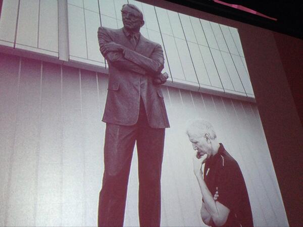 NPHFocus14's tweet photo. Coach Wooden-I made a mistake w/ the pyramid: The power of love supercedes the love of power. #nphfocus14 @BillWalton http://t.co/nykynGtcI8
