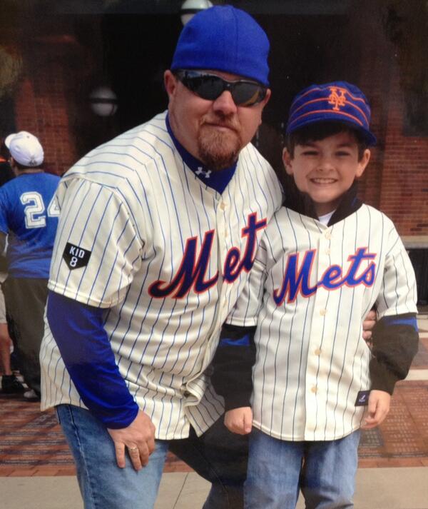 petemc1969's tweet photo. Me and my son Michael in his 1976 Bicentennial @Mets pillbox cap! #Metscap http://t.co/BNEDQWGjwx