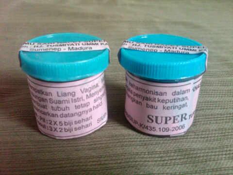 jamusarirapet's tweet photo. Jamu Herbal Madura, Obat Kesehatan Tradisional Keputihan, Daerah Kewanitaan Rapet, Kesat, Wangi, 40rb/botol isi 30pil http://t.co/TiC0kYHgCR