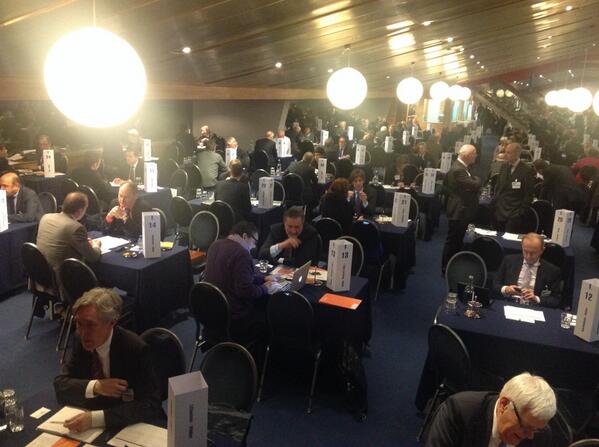 Economische diplomatie aan het werk, ambassadeurs spreken ondernemers. #voorNLwereldwijd #NLamb2014