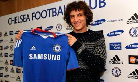 SlowSportsNews's tweet photo. Chelsea have signed defender David Luiz from Benfica in a 5 year deal for £21.3m. The deal see Nemanja Matic depart http://t.co/w3xBCYO0ph