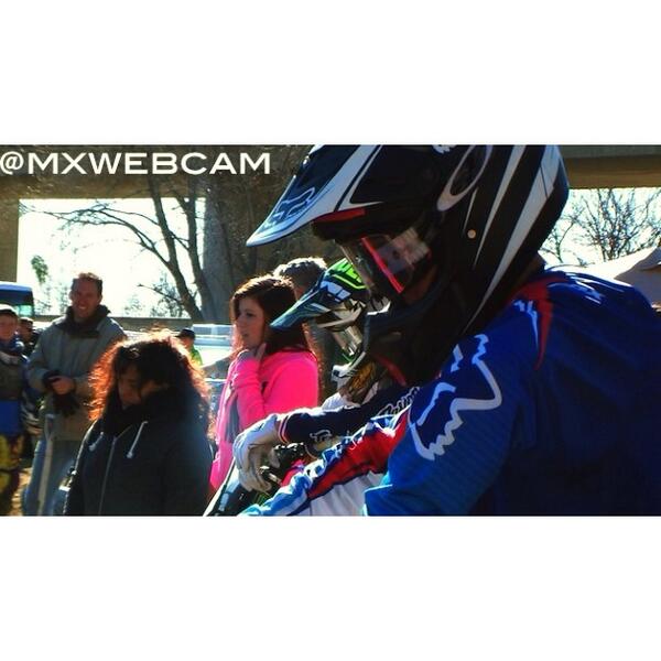 mxwebcam's tweet photo. VIDEO: "CMC Racing Series Round One 250s" is live! Watch here >> http://t.co/HaYlpHYzoB #motocross #webcamwednesday http://t.co/iuKzY5c5Eg