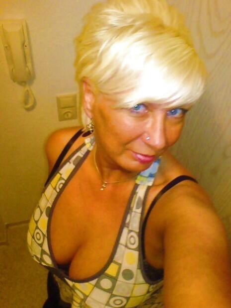 misscougars's tweet photo. Ce soir je pose
http://t.co/yUCN1XI4uG http://t.co/F9XqXQjksA