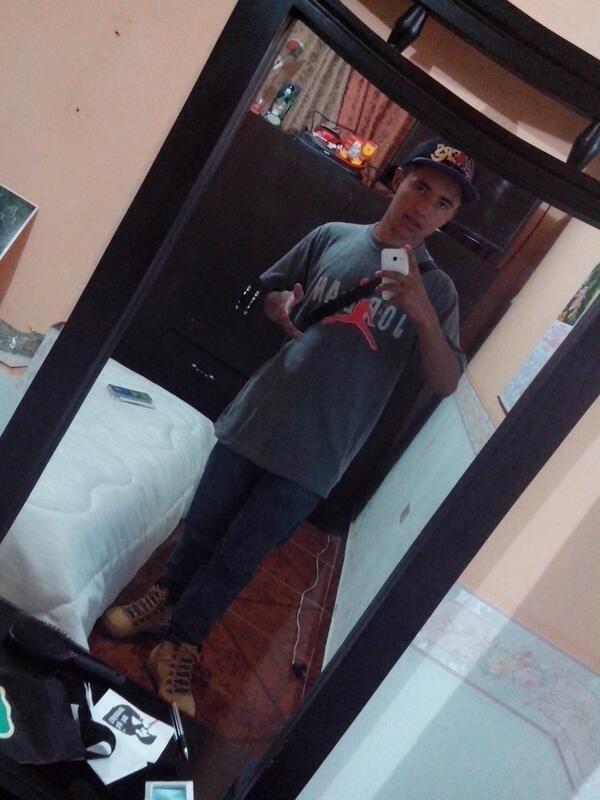 jei_songo's tweet photo. Buenas Noches :) http://t.co/J3FPf9A9h0
