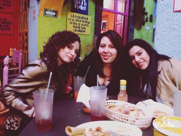 OrzPatti's tweet photo. Mis amores!!! http://t.co/zsmkyNnX9F