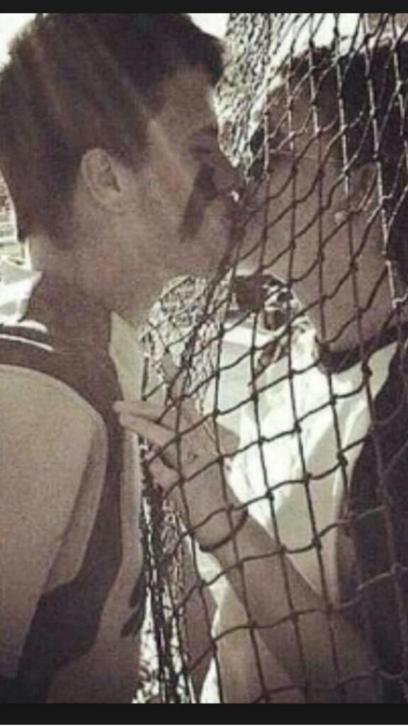 Baseball_Babes0's tweet photo. Every ballplayer needs his cleat chaser. http://t.co/8r6NB9jhCd