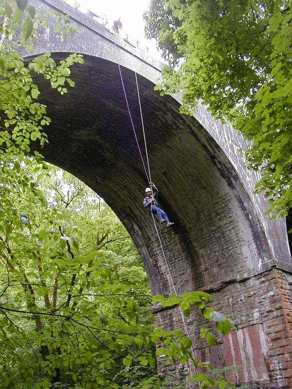 PEAK PARK ABSEILS tweet media