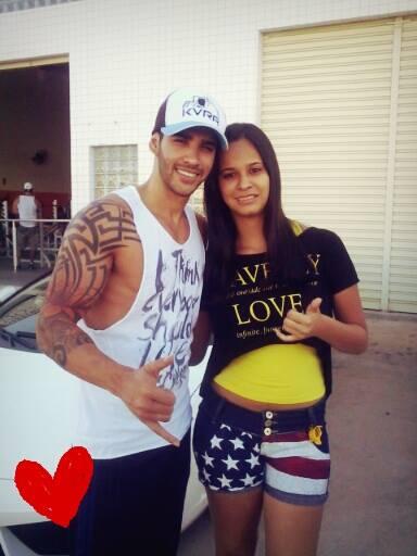 LarissaBiagio's tweet photo. @Gusttavo_lima  hahaha ♥ http://t.co/kNub7XuUU1