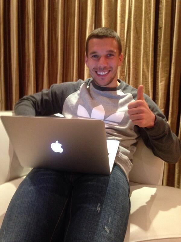 Lukas Podolski Com I M Online Fans Do You Have Any Questions Http T Co Tvhnkeipyh