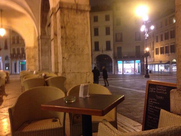 SimoneSpolitu's tweet photo. La desolation @EleonoraSoligo http://t.co/lh5tE0bs3z
