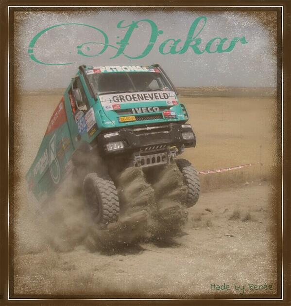_Renee71's tweet photo. Dakar nu @RTLGP  # zandboek zo leuk Dakar <3 http://t.co/r4nnXujeg1