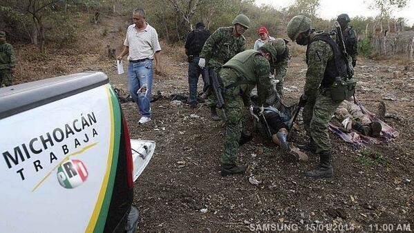 Dollysister3's tweet photo. ESTO NO LO VERAS EN LA TELEVISIÓN:Ya son 12 las víctimas n Michoacán después d la visita de Osorio Chong y militares. http://t.co/bU2oAeqjjj