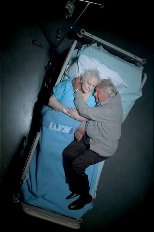 UnChiquilinDice's tweet photo. Estaré contigo hasta el último minuto de mi vida, ¿lo recuerdas? http://t.co/2W0Zxp4shx