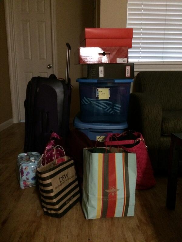 ObserverofChic's tweet image. I have finally unpacked every bag &amp;amp; box of the things I "needed" during winter break!
Xo,
J. Nichole
#sonotfun #wow