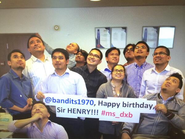 DxBBoi's tweet photo. @bandits1970 Happy birthday, Henry! Thought a few BHD won't hurt ur pocket hahaha! @Quesjad #Dubai http://t.co/wdeMGz5zwO
