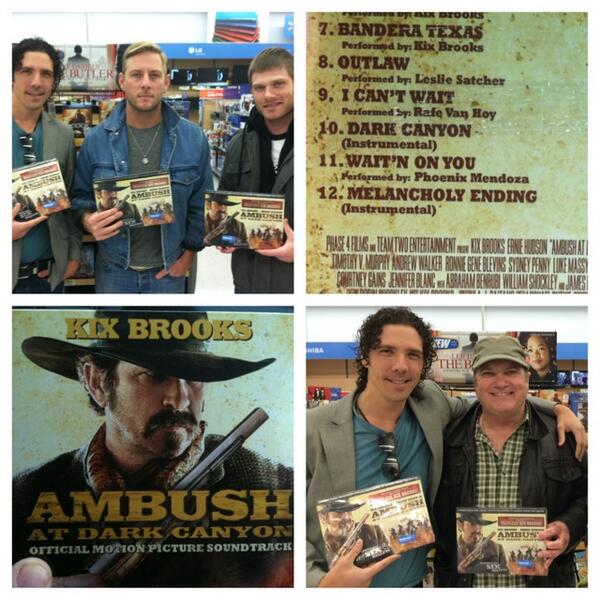 phoenixmendoza's tweet image. Step 3: #nashville premier with @realcarmack a good day!! #rayboone