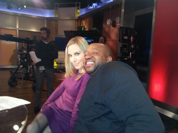 Sherrod_Small's tweet photo. On set with @illoydwebber chillin' Watch Tonight! #redeye #RaceWars #bestweekever #wasted2013 @vh1 http://t.co/icVgOGnc0s