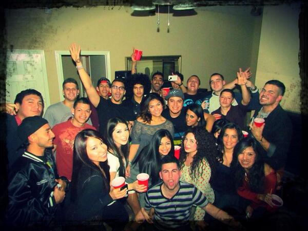 chrisflash22's tweet photo. This night was so sick man, everyone came to my bday party 👌 http://t.co/ZY2Xj9PRnx