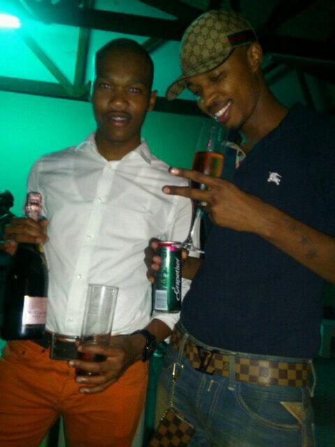 DeChinese_'s tweet photo. Nyc tym..Gqom party ın PE! http://t.co/8HYML21fyR