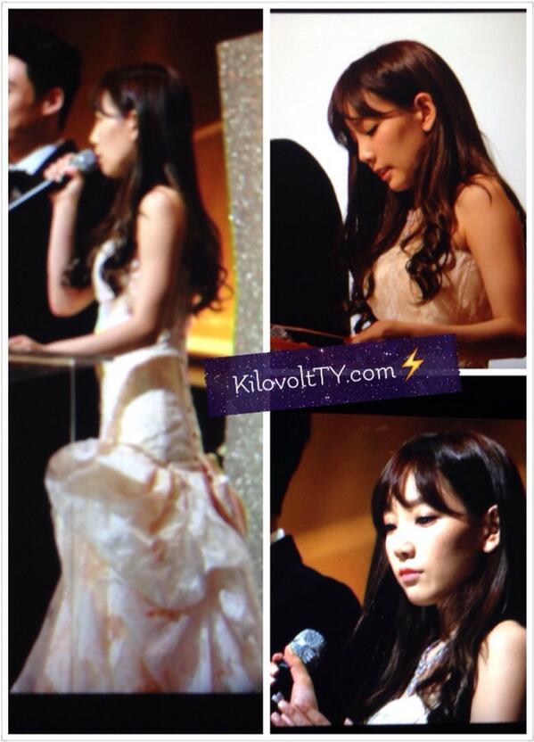 [PIC][16-01-2014]Hình ảnh từ "JTBC 28th Golden Disk Award" của MC TaeYeon và Tiffany vào tối nay + SNSD giành chiến thắng với 2 giải thưởng BeF70NDCUAAyaF1