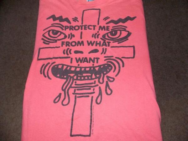 MarylouMoretz's tweet photo. Vintage 1986 Keith Haring &amp; Jenny Holzer Men's Extra $75.0 #vintage #spongebobsecrets http://t.co/DiVYagVBFh http://t.co/FKBCsirMfW