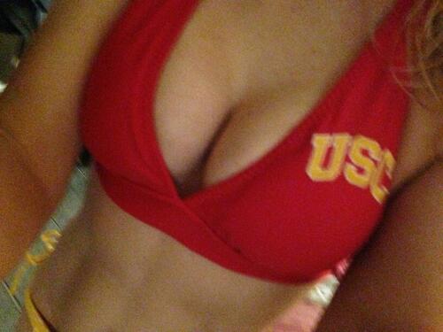 CollegeRacks's tweet photo. Trojan On! #USCBoobs #CollegeRacks http://t.co/nAG3LfpbKr