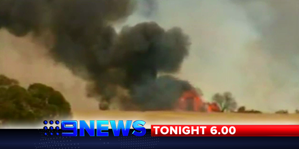 9NewsMelb's tweet image. Emergency warning issued for #Tempy, @LauraTurner_9 with the latest information from #Hopetoun in #9NewsAt6