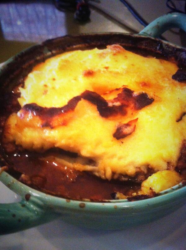 Benvsanders's tweet photo. Staffies tonight! @FIMeat moussaka. Blast from the past hey @JoeGrbac  @TravisMcauley http://t.co/1BnATU1HBT
