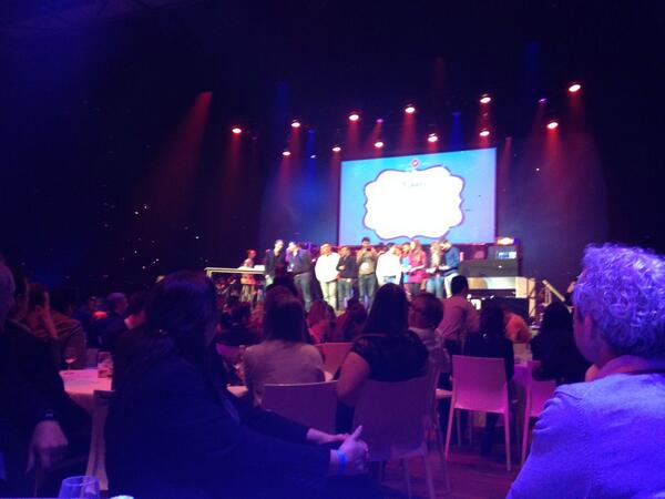Gisteren aanwezig geweest bij het feest van Domino's Pizza in de Efteling ivm het 25 jaar bestaan in Nederland .
