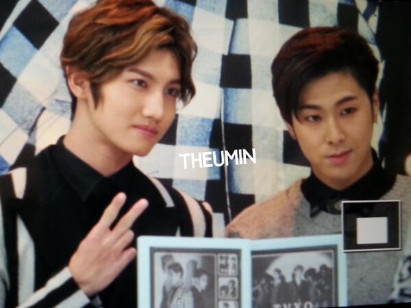 theumin's tweet photo. 140116 오픈스튜디오 완전 잘난 우리 남신 오빠들♥ #동방신기 #Something http://t.co/TFcRthXVwo