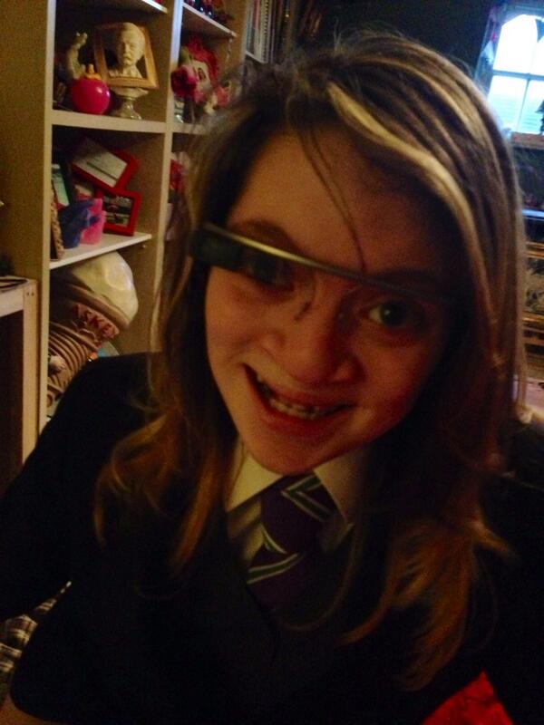 MarDixon's tweet photo. #GoogleExplorer C sporting her new hairstyle ... and Google Glass. http://t.co/uh56fP6w0J