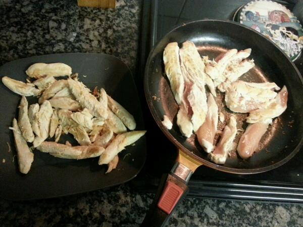 delangeschalk20's tweet photo. fuel for the gym http://t.co/fcKZmSH0sf