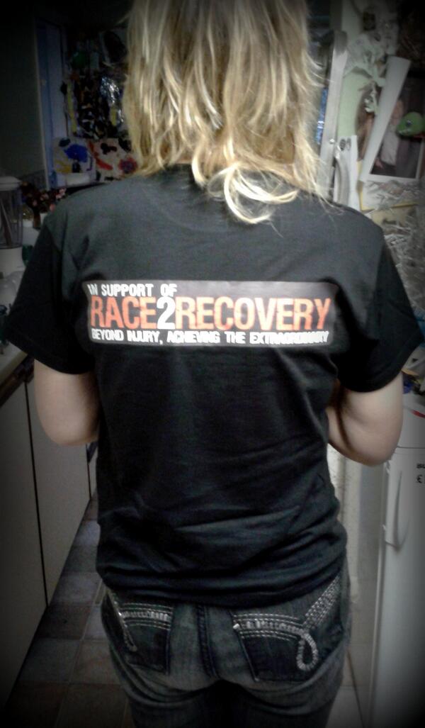 AstonPat's tweet photo. I'm supporting the inspirational @Race2Recovery doing #Dakar2014 Given them a follow and see why they are amazing http://t.co/N0lgYAweyn