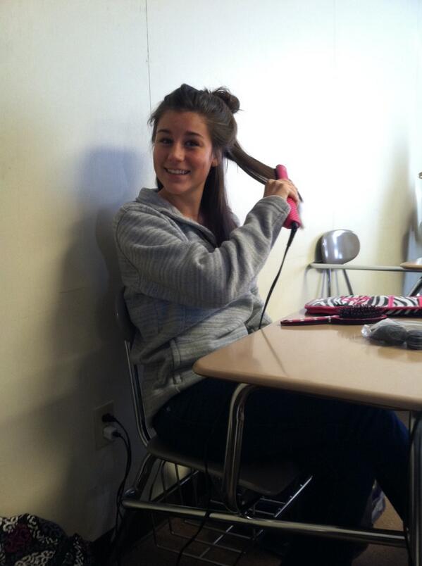 GabbiWard_'s tweet photo. I spy a white girl in her natural habitat: doing her hair in class😂😂😂😂😂😂 @briannabizier http://t.co/DzZ5ZUXcxs