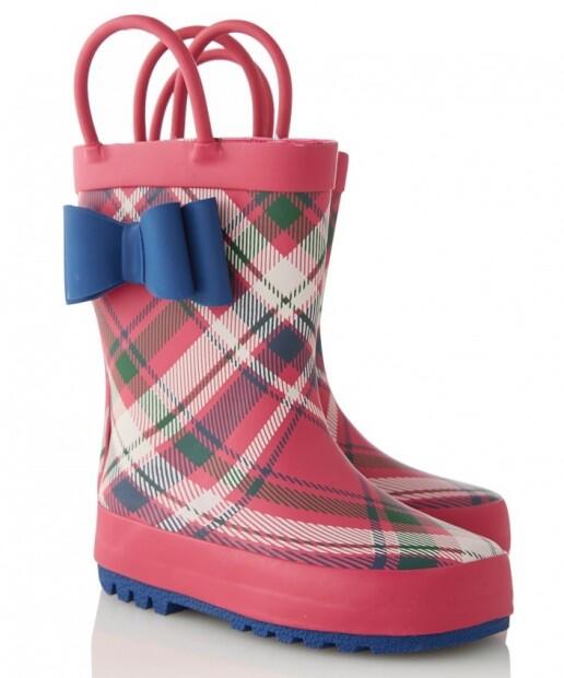 Minoti_Uk's tweet photo. Love these little wellies! perfect for fashionable puddle splashing. 
#check #cute #asda #fashion #kids http://t.co/1w16WsNdhK
