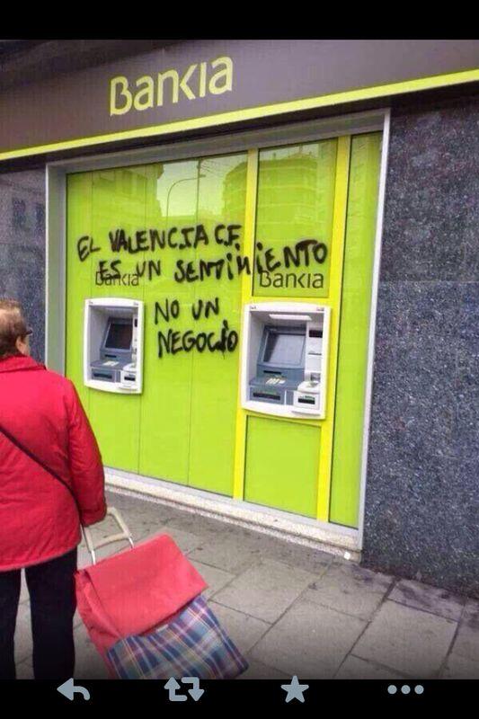 juantalamar's tweet photo. Revolucioooonnnn http://t.co/aBhUQ6CafC